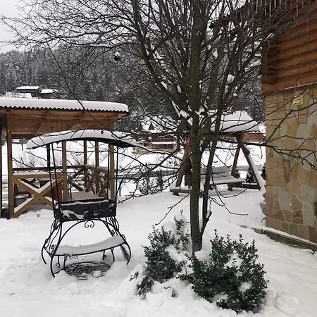 Yablunevyi Tsvit * Yaremche