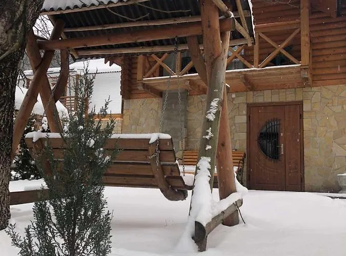 Casa di campagna Yablunevyi Tsvit