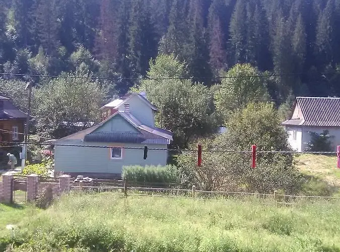 Yablunevyi Tsvit * Yaremche
