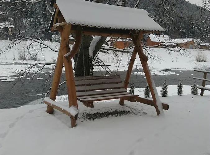 Country house Yablunevyi Tsvit Yaremche