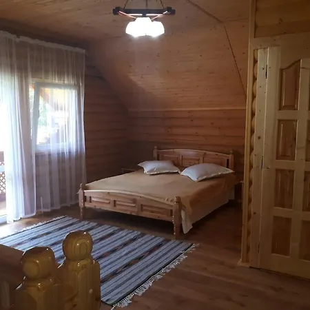 Yablunevyi Tsvit